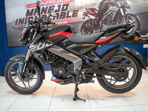 Bajaj Pulsar 200cc Ns Ug Negro 25d 2025