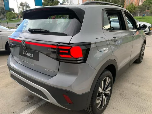 Volkswagen T-Cross TRENDLINE ST AUT