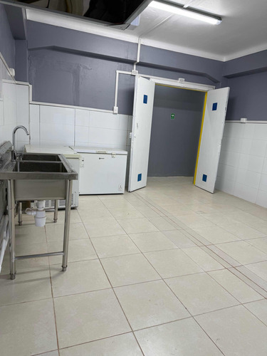 Cocinas Dark Kitchen En Arriendo Metro Republica