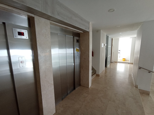 Imagen 24 de 25 de Bocagrande - Venta De Apartamento.