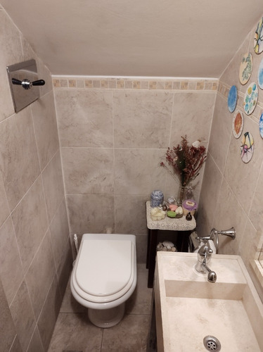 Chalet En Venta Banfield Oeste 3 Dormitorios Dependencia