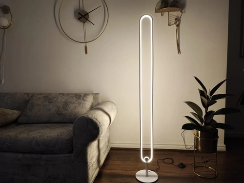 Imagen 3 de 8 de Lámpara De Pie Led Minimalista 1.42 Mt Aluminio Ovalada