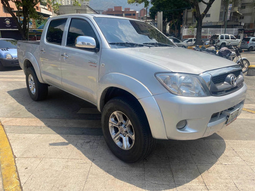 Imagen 3 de 8 de Toyota Hilux Kavak 4.0 Full