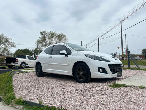 Peugeot 207 1.4 Active 75cv