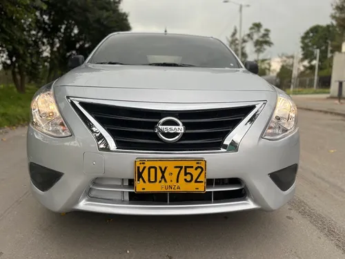 Nissan Versa 1.6 Drive