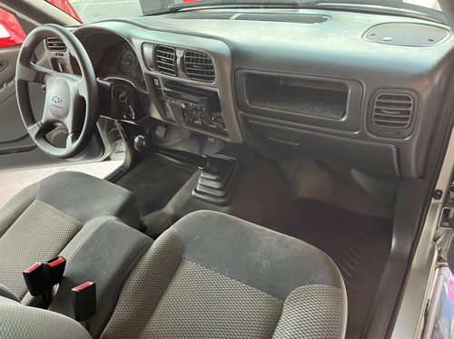Chevrolet S-10 2.4 MPFI ADVANTAGE 4X2 CS 8V FLEX 2P MANUAL