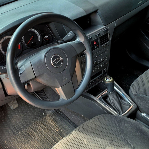 Imagem 4 de 11 de Gm Vectra Gt 2.0 Completo