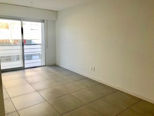 Alquilo Apartamento, 2 Dormtorios Cordon Sur, Gge