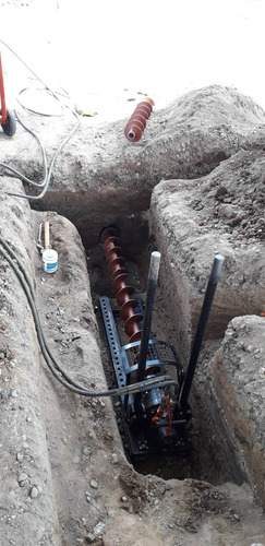 Imagen 8 de 10 de Zanjadoras Y Tunelera En Córdoba. Zanjeo - Tuneleo Mecánico.