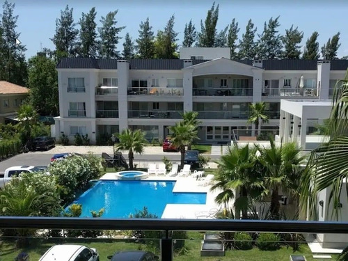 Departamento Monoambiente En Alquiler En Boulevard Del Sol, Pilar, G.b.a. Zona Norte
