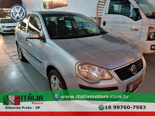 Imagem 3 de 10 de Volkswagen Polo Sedan 1.6 Prata 2009
