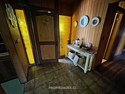 Casa En Venta De 3 Dorm. En Curicó