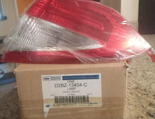 Stop Trasero Derecho (rh) Para Ford Fiesta Titanium Original