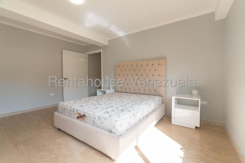 Agp Apartamento En Venta En Colinas De Valle Arriba, Moderno Con Bella Vista Y Áreas Sociales 25-23222 Ys