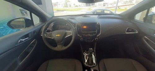 Imagen 6 de 15 de Chevrolet Cruze 1.4 Turbo Midnight 2023 Automático