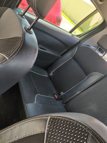 Renault Stepway 1.6 Intens Mt