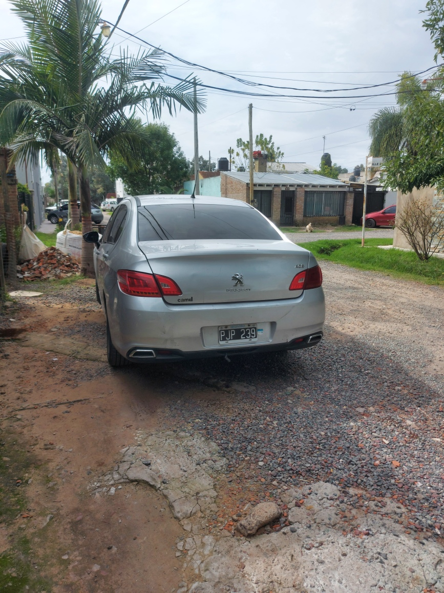 Peugeot 408 1.6 Active