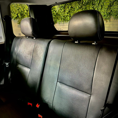 Mitsubishi Pajero TR4 2.0 4x2 Flex Aut. 5p
