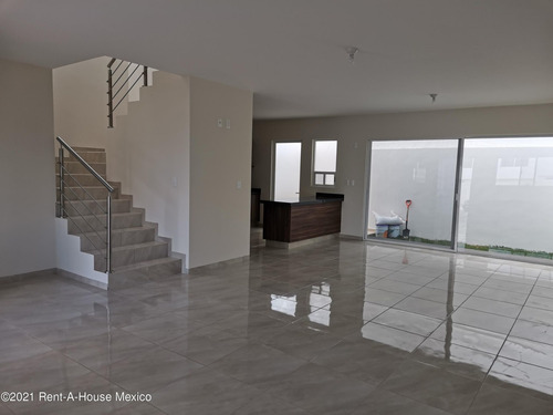Imagen 1 de 14 de Preventa De Casa En El Mirador En Cluster Con Amenidades Kp