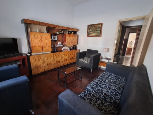 Casa 3 Ambientes C/ Garage, Patio, Jardin Y Terraza X T/ Sup.