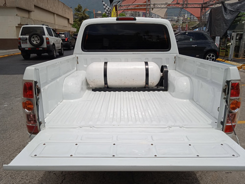 Imagen 8 de 18 de Mazda Bt50