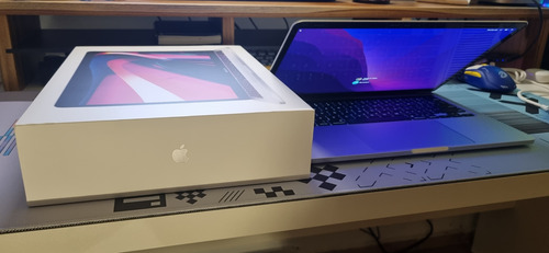 Macbook Pro 13 Chip M2 2022 (Usado)