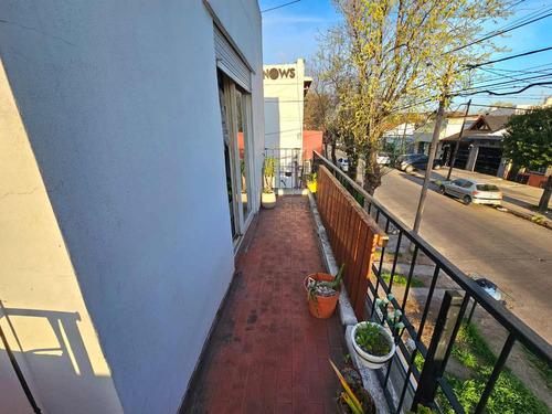 Venta Ph 3 Ambientes Terraza Balcon Cochera Merlo
