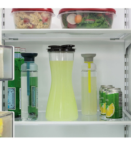 Rubbermaid 1878491 - Jarra Con Tapa Antigoteo (2 Cuartos)