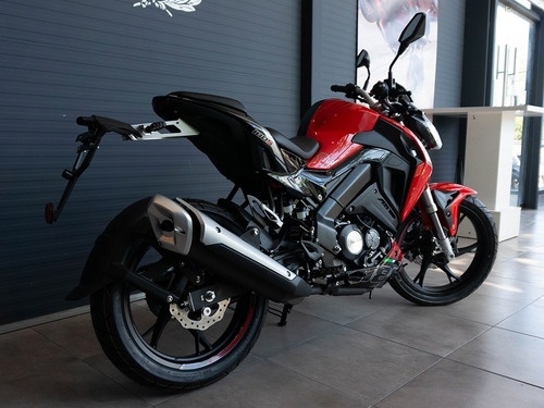 Imagen 2 de 25 de Benelli 180s - No Bajaj Ns200, No Honda Cb 190!