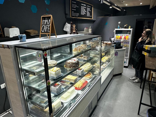 Panaderia Sobre Av. Scalabrini Ortiz