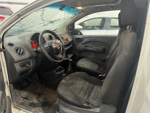 Imagen 5 de 6 de Fiat Fiorino 1.4 8v 2019 Chocado Poloautos