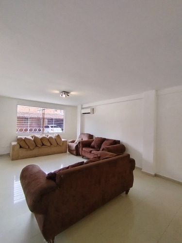 Townhouse En Guataparo, Conjunto Residencial Los Aleros. Lm.p