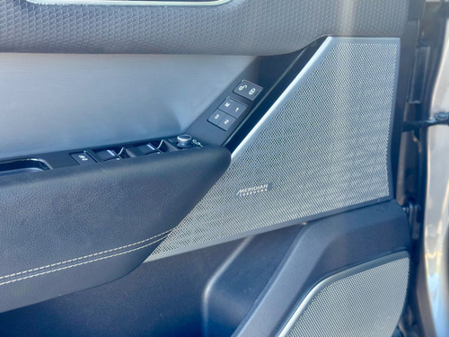 Land Rover Range Rover R. VELAR R-Dyn. SE 3.0 4x4 V6 Aut.