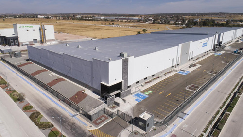 Bodega / Nave Industrial En Renta En Aguascalientes