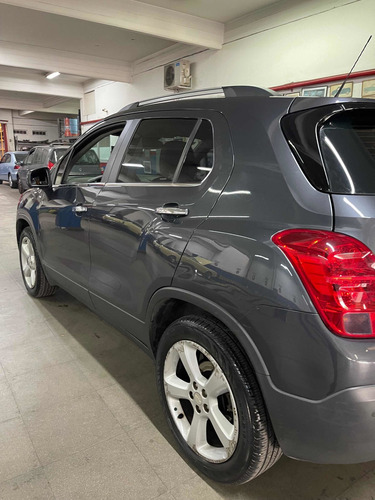 Imagen 4 de 13 de Chevrolet Tracker 1.8 Ltz+ Awd At 140cv 2015