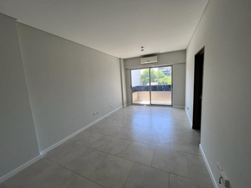 Alquiler Departamento 2 Ambientes Con Cochera - Boedo