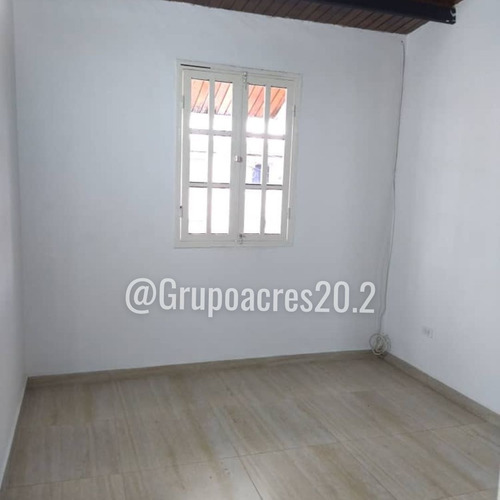 Imagen 10 de 11 de Se Vende Bello Town House En Llano Alto Carrizal. Kh