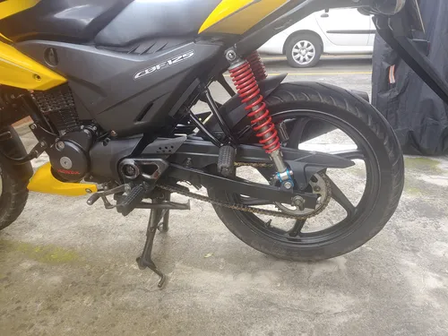 Honda Cbf125 Poco Uso, Con Alarma, Cuidada