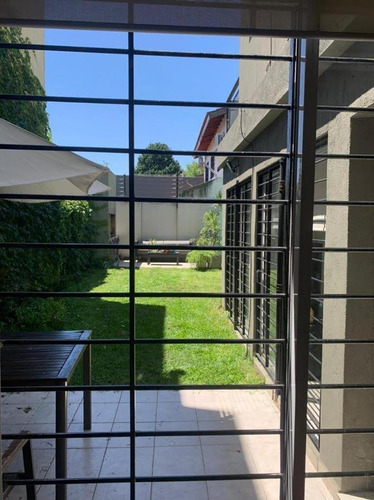 Imagen 11 de 30 de Casa De 5 Amb. Con Jardin Y Pileta