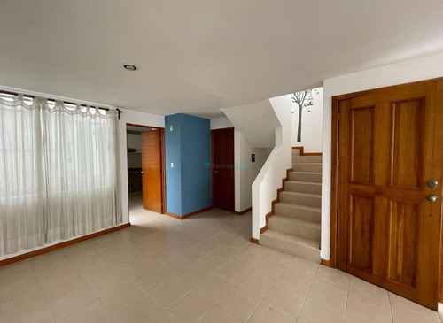 Bonita Y Amplia Casa En San Mateo Metepec, Excelente Oportunidad De Inversión -no Creditos- Agr