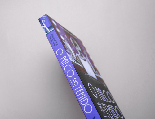 O Palco Tão Temido, De Renata Wolff. Editora Dublinense, Capa Mole, Edição 1 Em Português, 2023