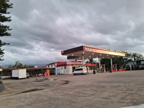 Te Vendo Excelente Estación De Combustible En La Vega.