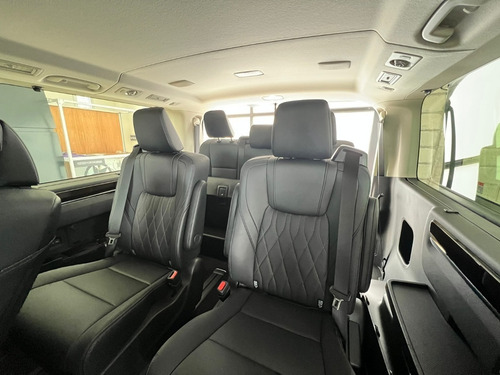 Imagen 15 de 18 de Toyota Hiace 2.8 Wagon At6 10 As