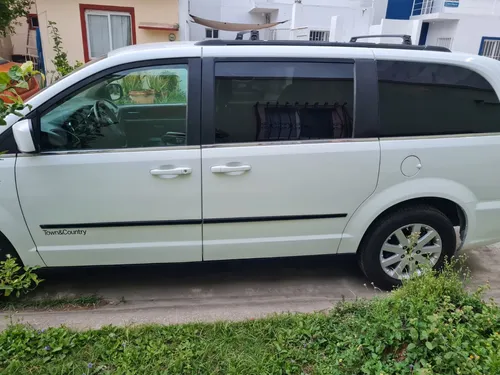 Chrysler Town & Country 3.6 Lx Mt