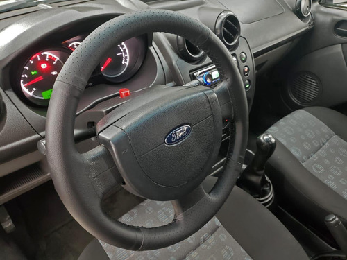 Imagem 10 de 14 de Ford Fiesta Fiesta Se 1.0 8v Flex 2013 2014