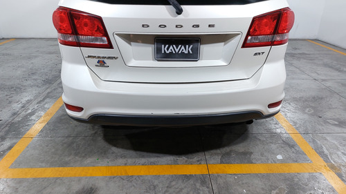 Dodge Journey 2.4 SXT+ 7 LUJO