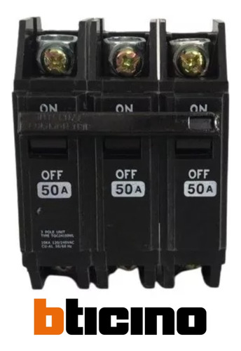 Breaker Trifásico Superficial Thqc-3p-50a Bticino