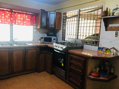 Imagen 5 de 15 de Casa En Venta En Santa Rita Maracay Aragua 22-24246 Irrr