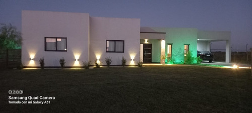 Casa En Venta Barrio San Sebastián, Area 8 Dueño Directo