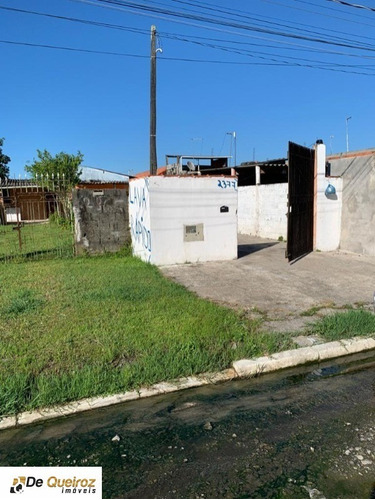 Imagem 1 de 11 de Casa Mongaguá , Bairro Agenor De Campos, Lado Morro, Isolada , Usado, Murado, Rua Calçada, 2 Comodos E 1 Banheiro. - 6243 - 69455930